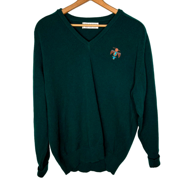 Lyle & Scott Men's L VINTAGE 100% Wool Sweater Embroidered Tribal V Neck Green - Picture 1 of 8